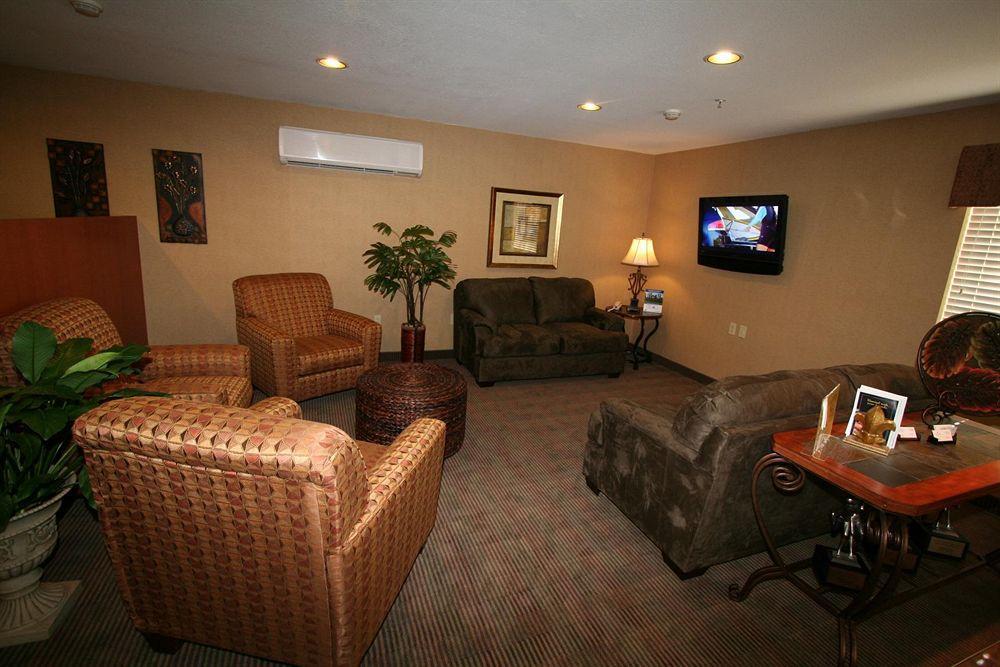Candlewood Suites Louisville Airport By Ihg Kültér fotó