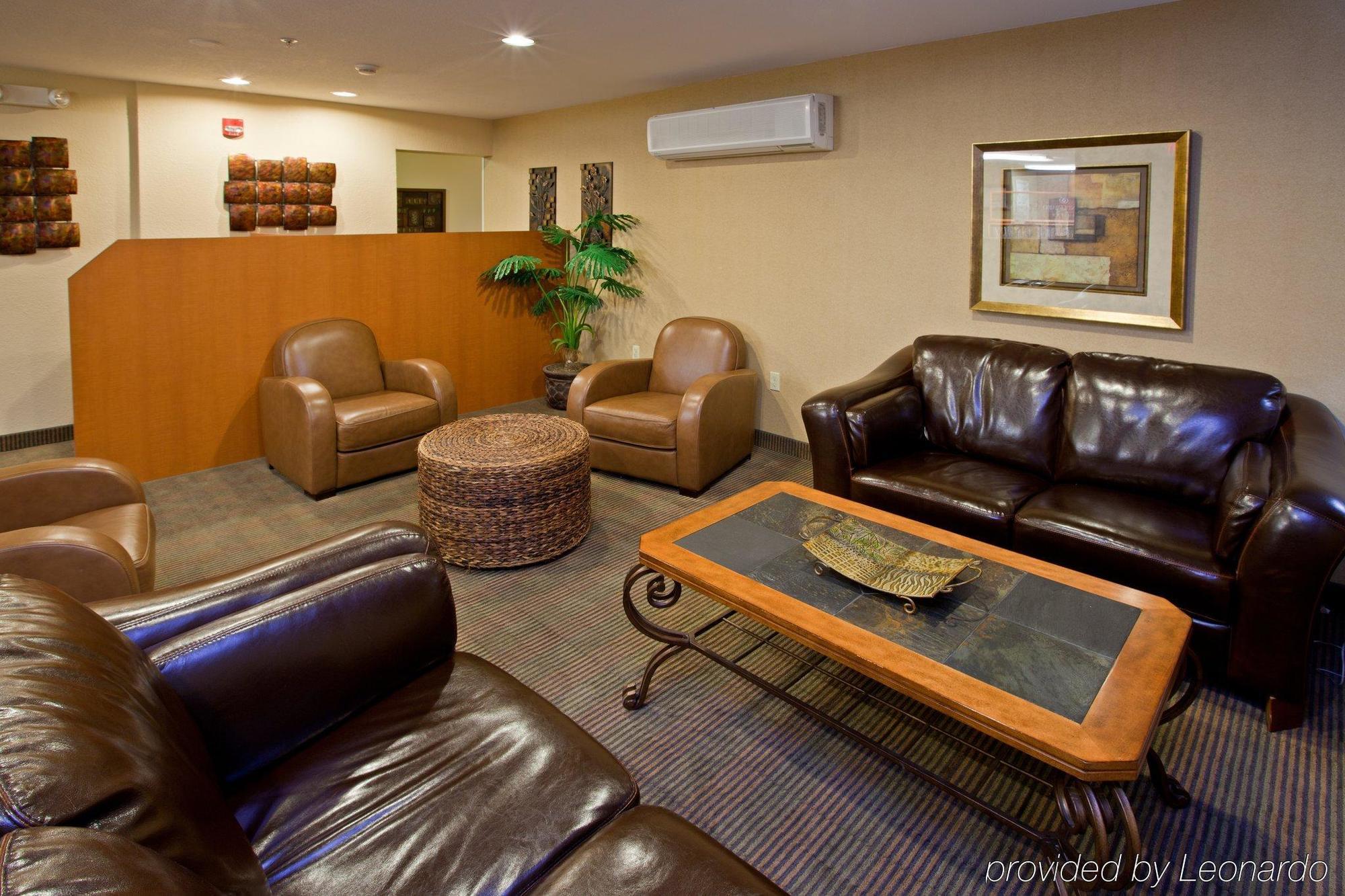 Candlewood Suites Louisville Airport By Ihg Beltér fotó