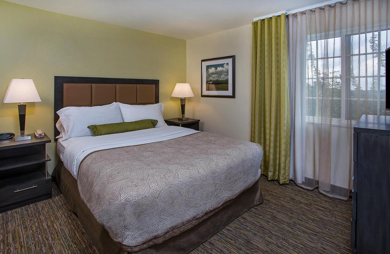 Candlewood Suites Louisville Airport By Ihg Kültér fotó