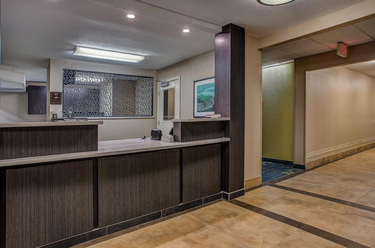 Candlewood Suites Louisville Airport By Ihg Kültér fotó
